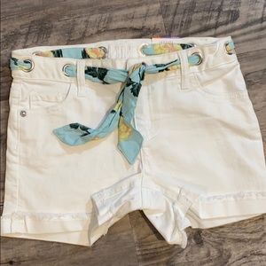 Girl’s jean short